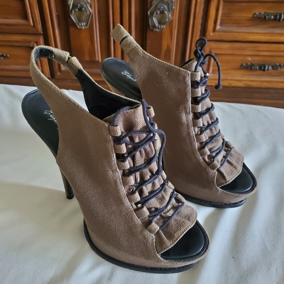 Elizabeth & James Lace Up Stiletto Heel Green 7.5 - Picture 1 of 5